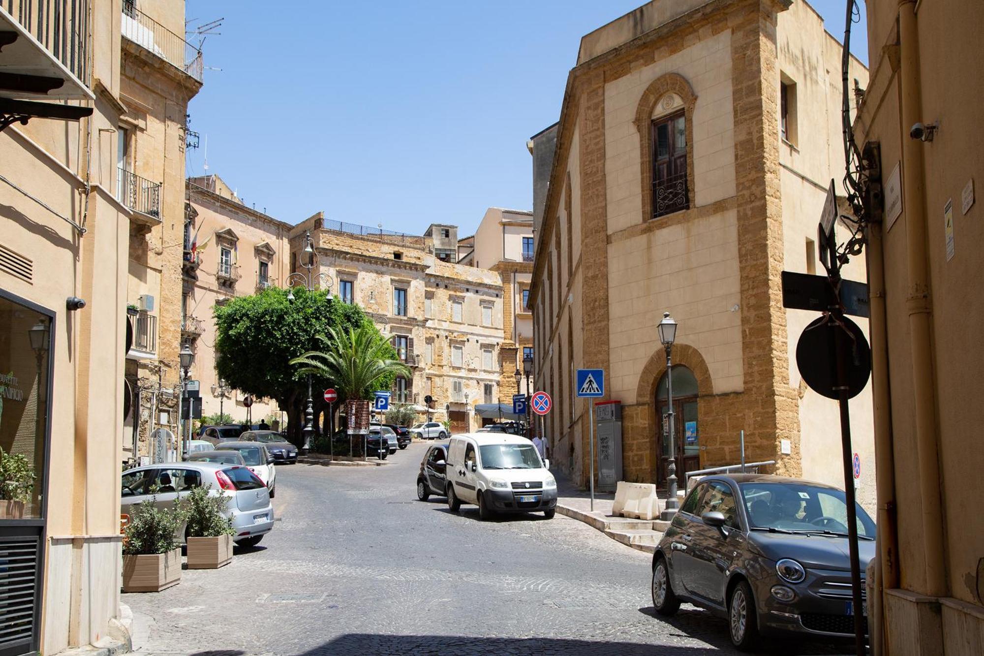 Fiore Dei Templi - Luxury Suite Experience Agrigento Exterior photo